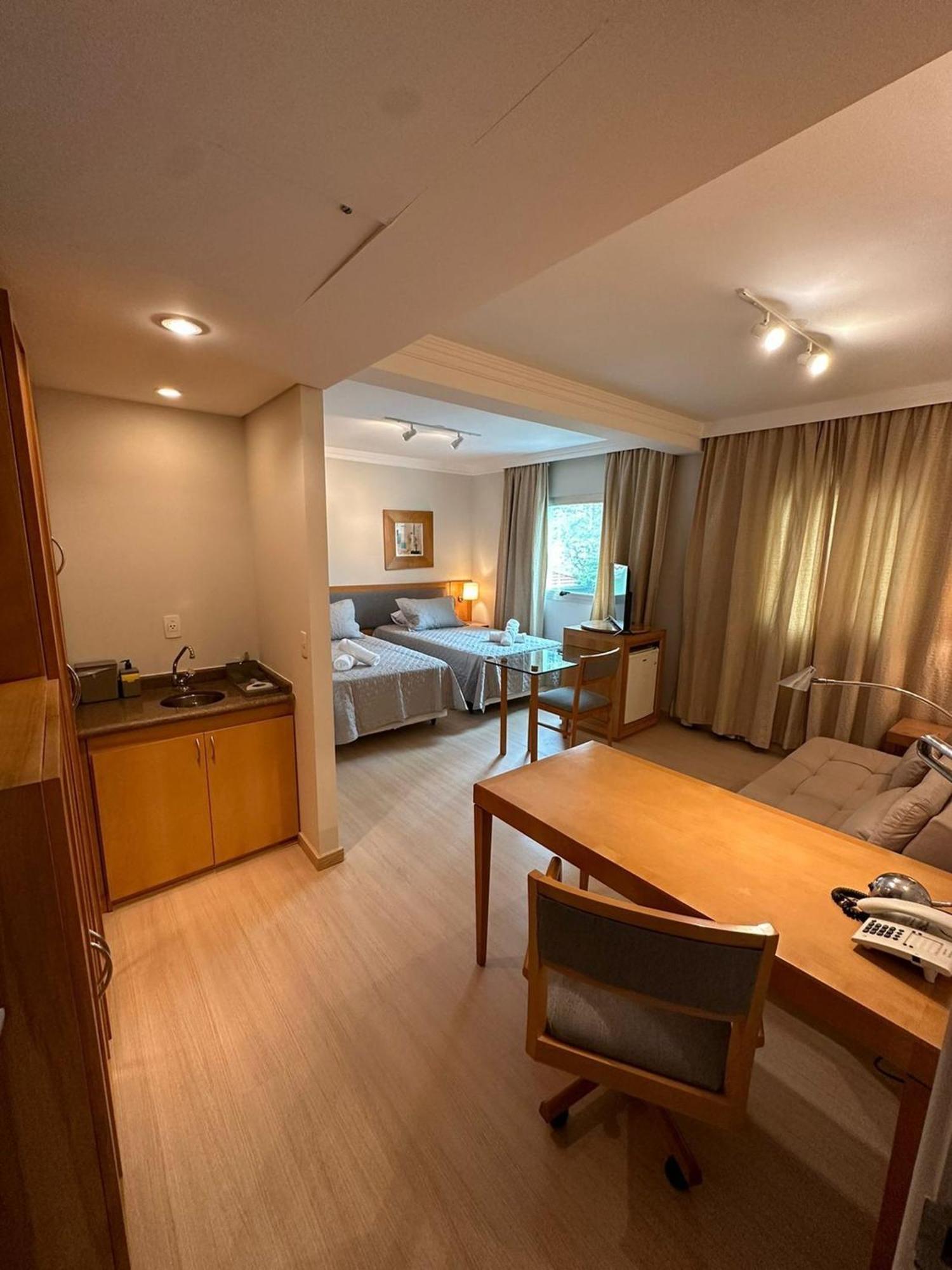 Flat Localizado Na Rua Oscar Freire Apartamento