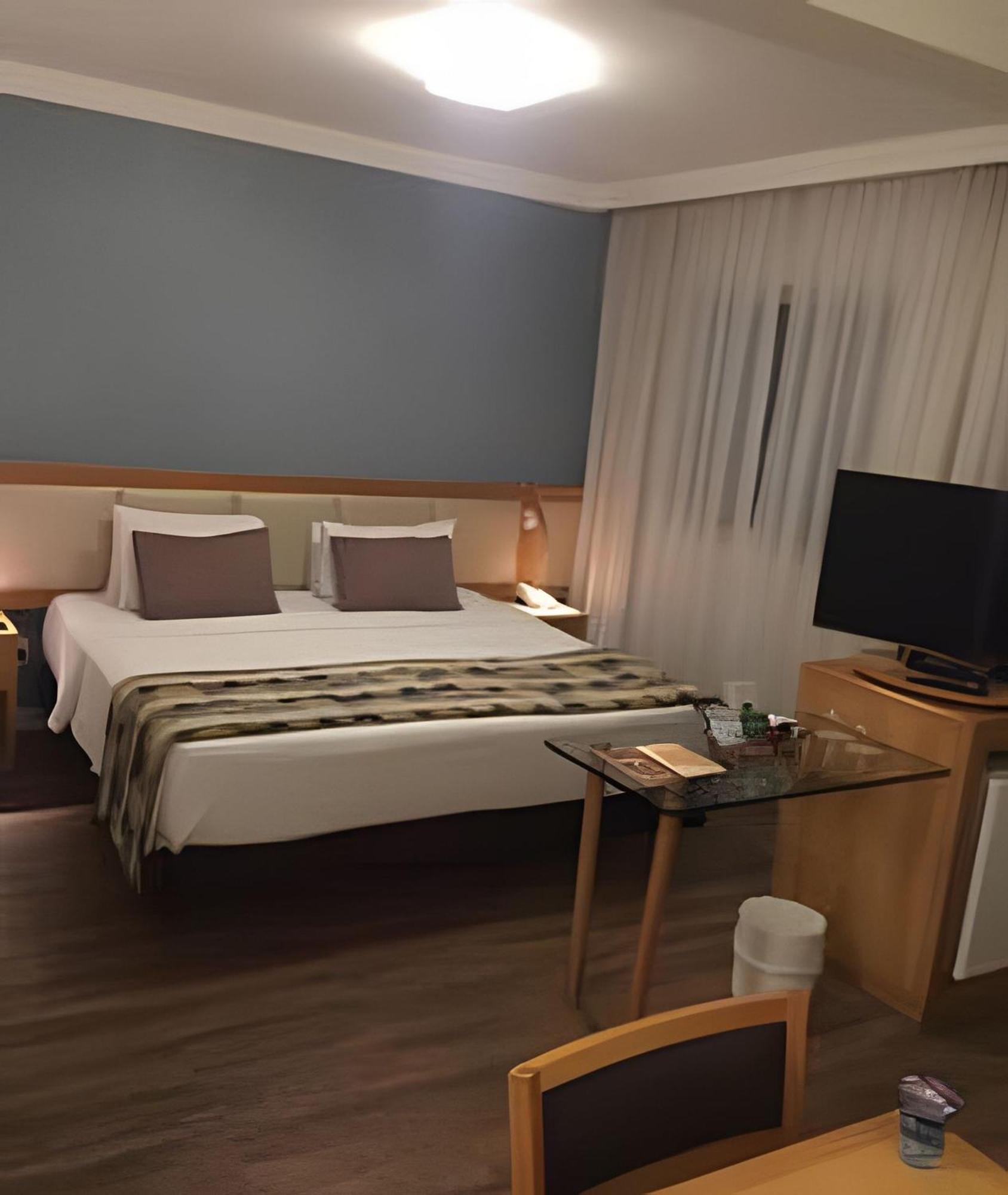 Apartamento Flat Localizado Na Rua Oscar Freire
