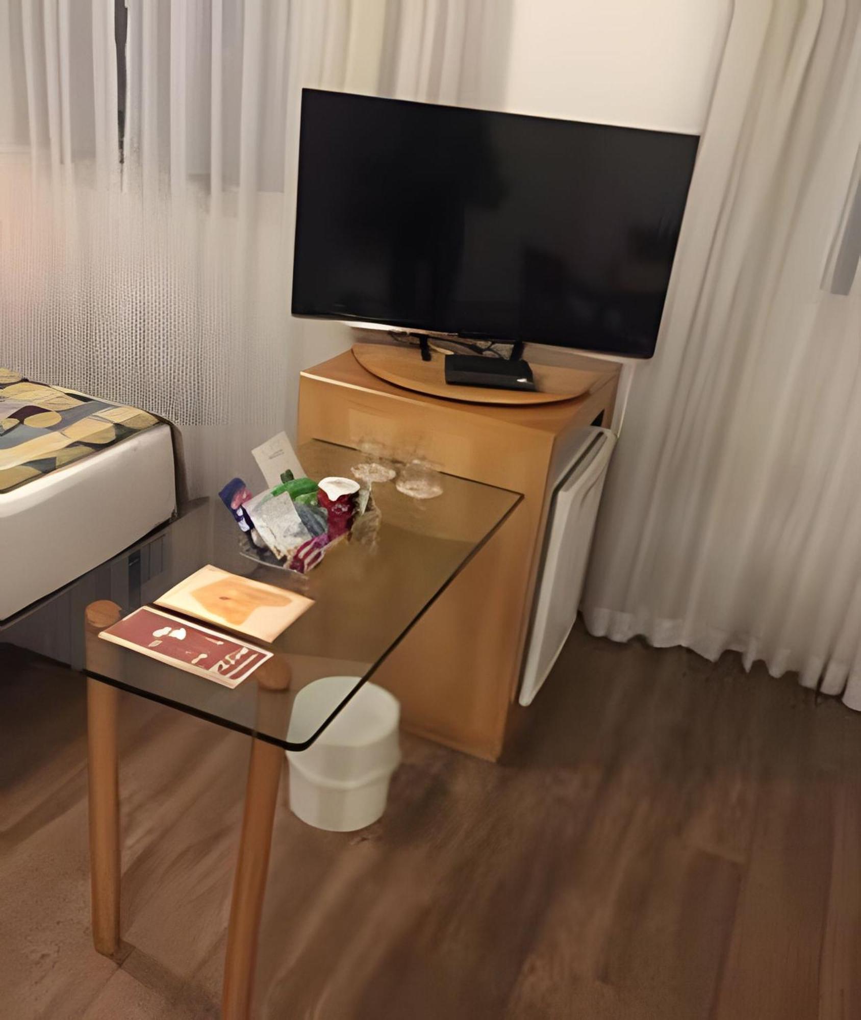 Apartamento Flat Localizado Na Rua Oscar Freire