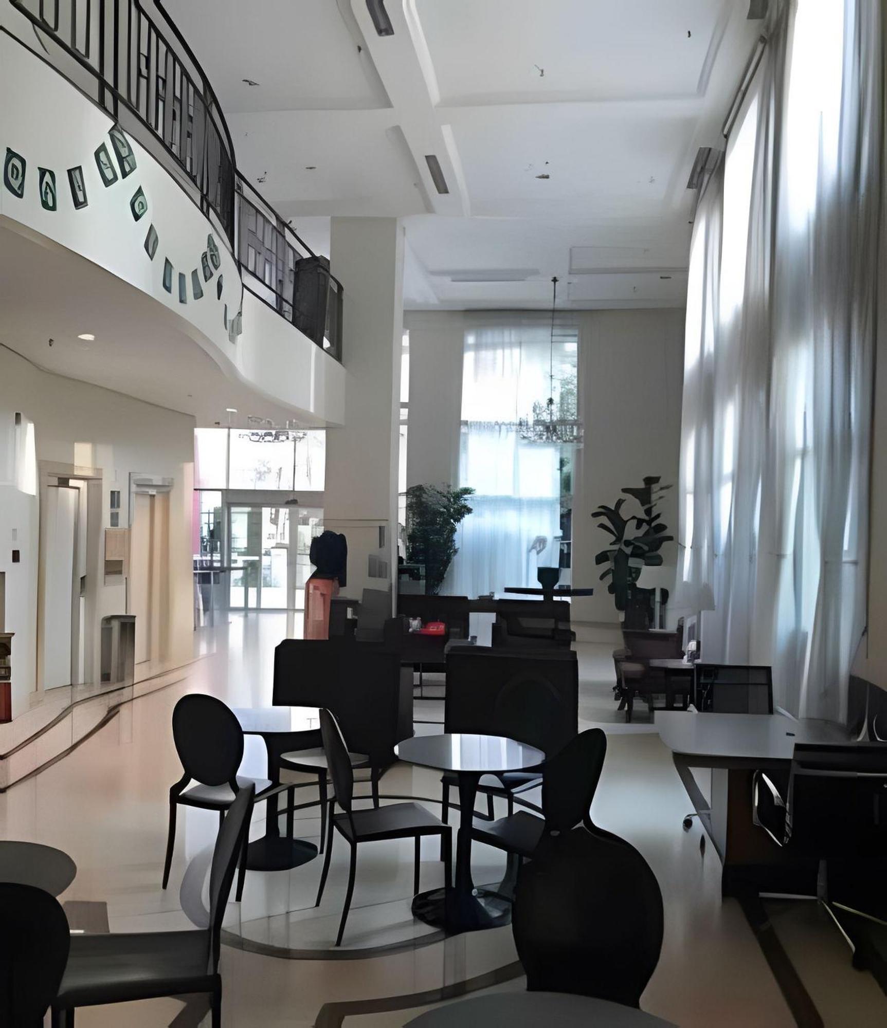 Apartamento Flat Localizado Na Rua Oscar Freire *
